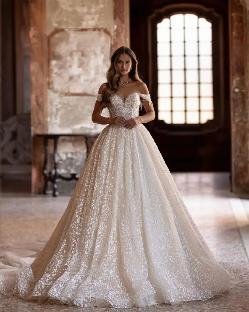 Stunning Fall Wedding Dresses 27 Ideas: The Ultimate Guide to Choosing Your Perfect Gown