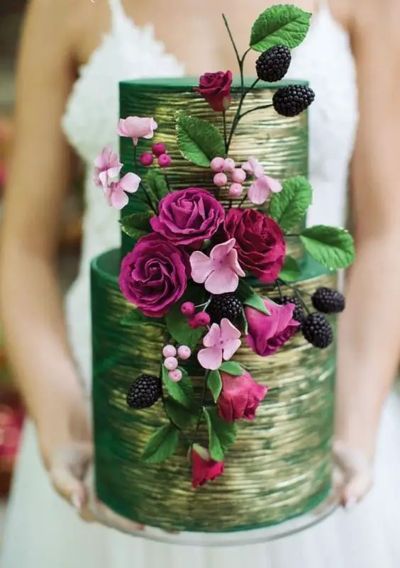 Fall Wedding Cake Flowers 25 Ideas: A Perfect Blend of Nature and Elegance