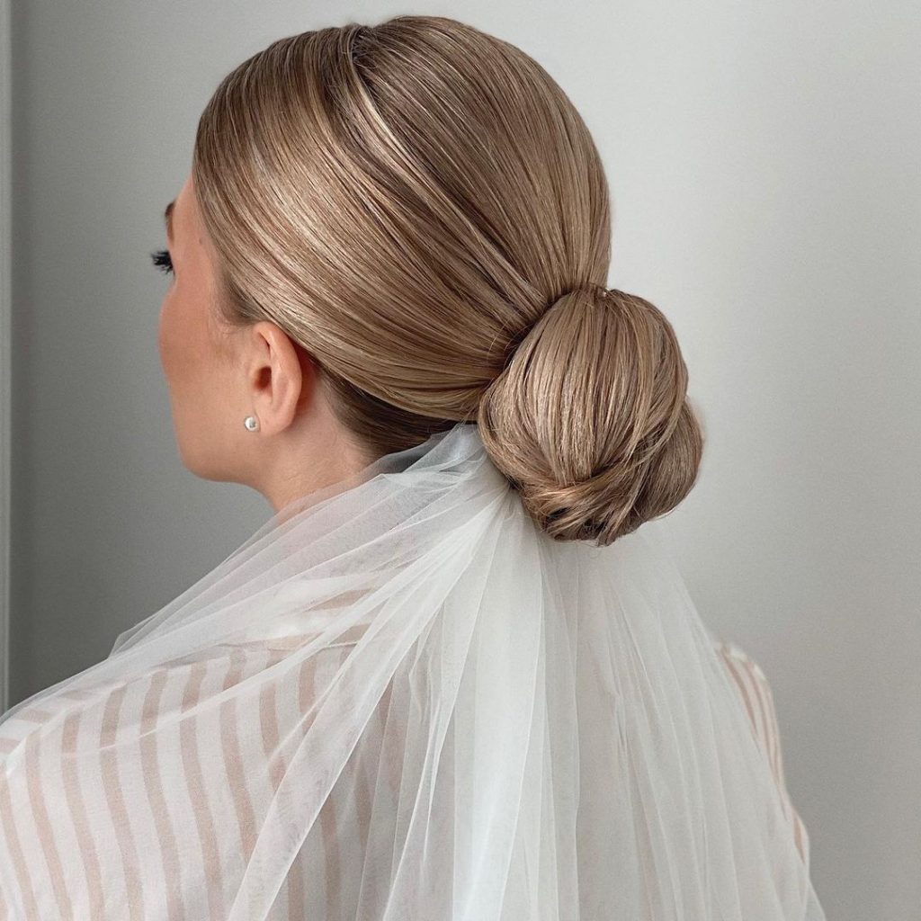 Fall Wedding Hairstyles for Long Hair 26 Ideas: Elegant Choices for Your Big Day