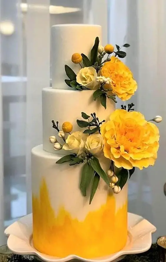 Fall Wedding Cake Flowers 25 Ideas: A Perfect Blend of Nature and Elegance