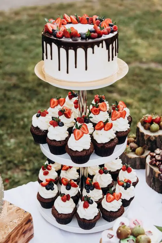 Fall Wedding Cupcakes: Delightful 20 Ideas for Your Autumn Celebration