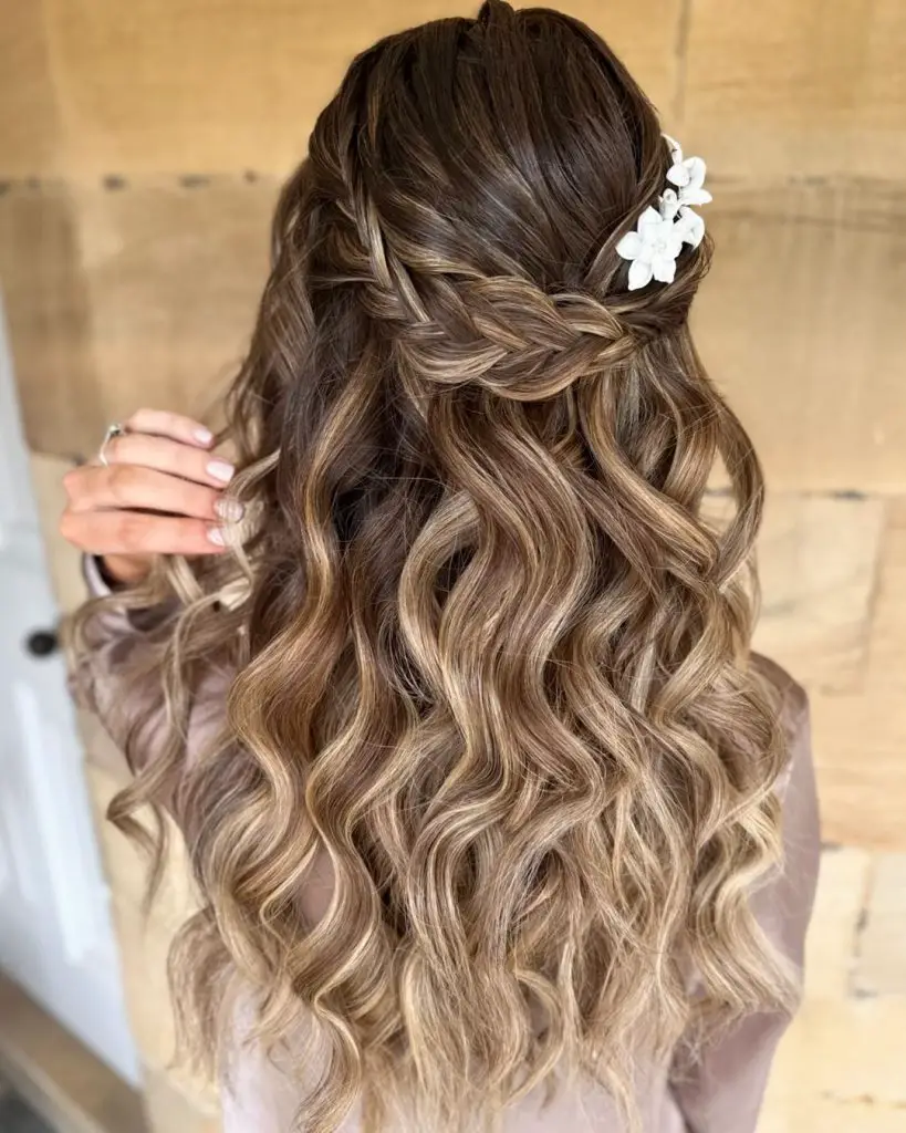 Fall Wedding Hairstyles for Long Hair 26 Ideas: Elegant Choices for Your Big Day