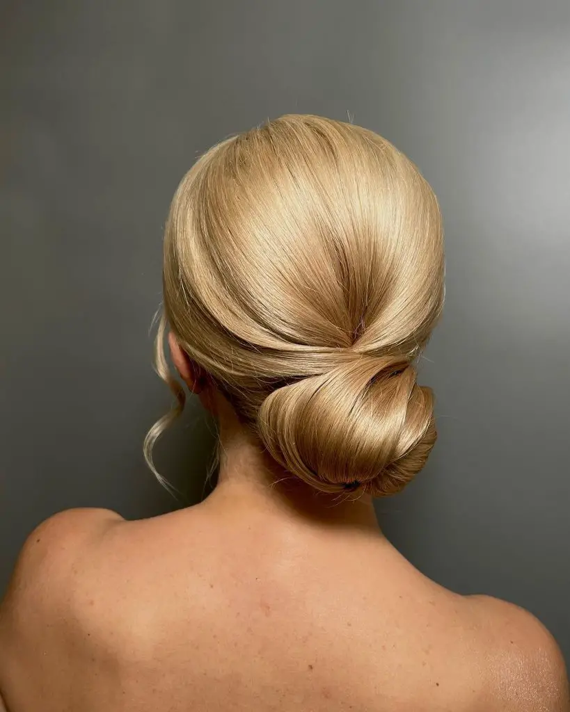 October Wedding Hairstyles: Elegant and Trendy 22 Ideas for Your Special Day