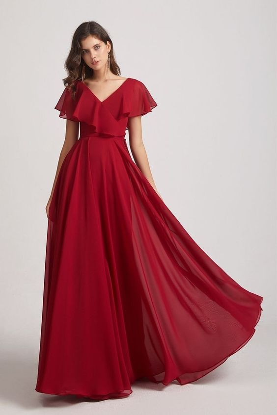 Stunning Fall Wedding Guest Dresses: Top Trends and 25 Ideas