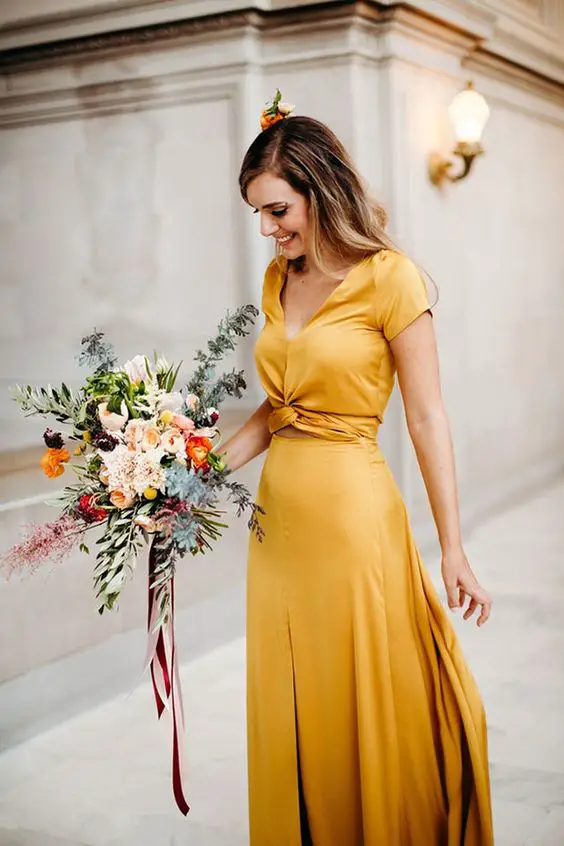 Stunning Fall Wedding Guest Dresses: Top Trends and 25 Ideas