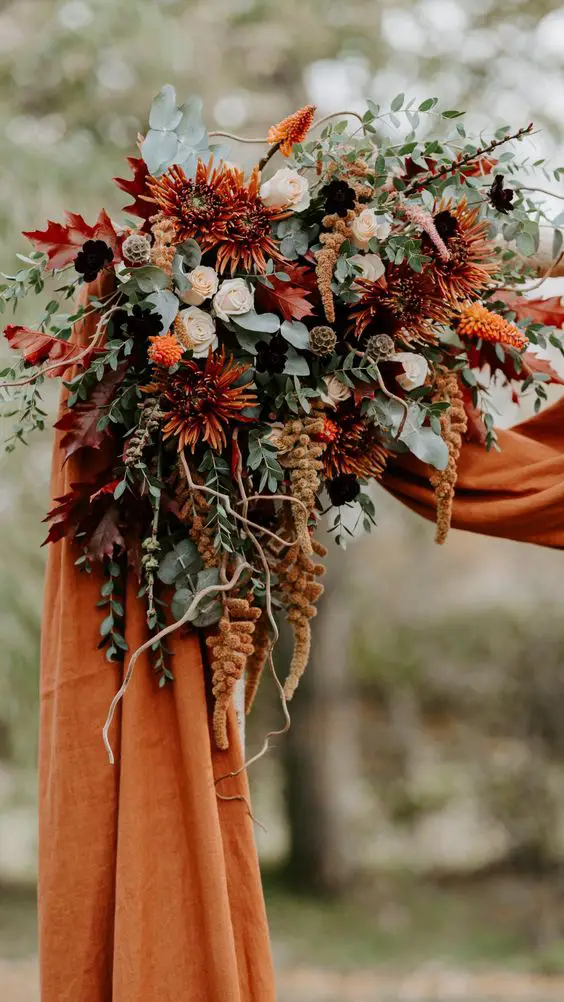 Fall Wedding Décor: Enchanting 25 Ideas for Your Special Day