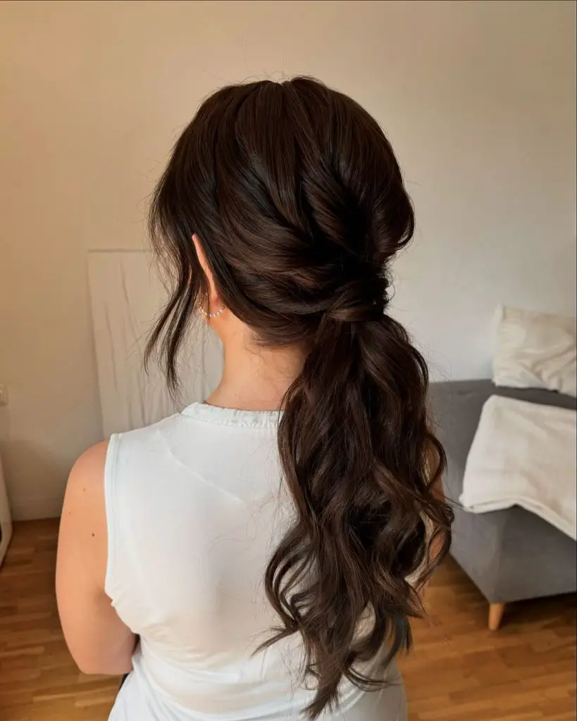 Fall Wedding Hairstyles for Guests: Simple and Elegant 25 Ideas