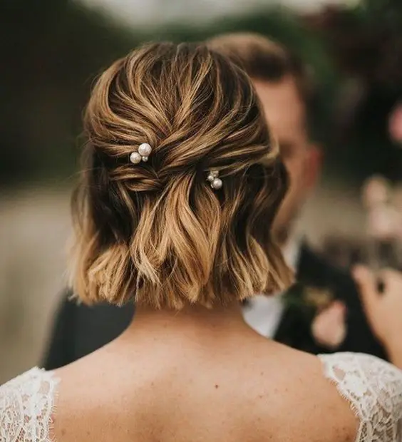 Stunning Bob Wedding Fall Hairstyles for the Perfect Bridal Look 25 Ideas