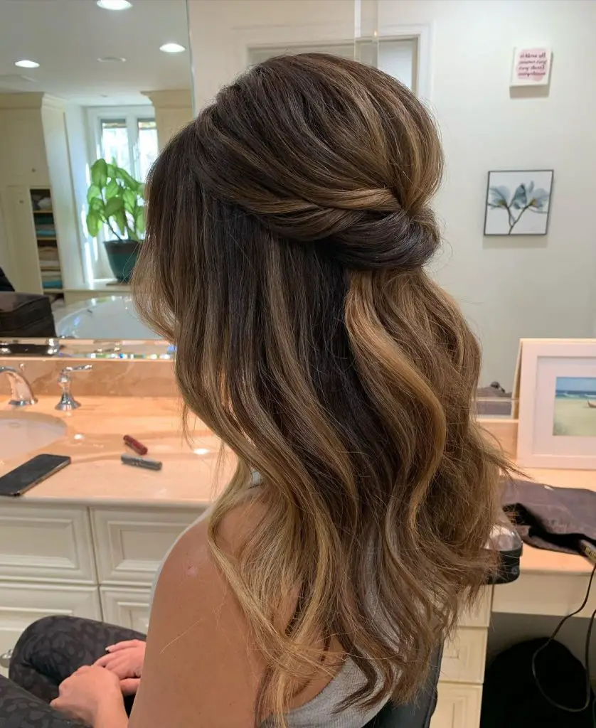 Fall Wedding Hairstyles for Guests: Simple and Elegant 25 Ideas