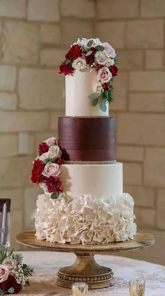 Fall Wedding Cake Flowers 25 Ideas: A Perfect Blend of Nature and Elegance