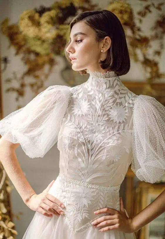 Embracing the Charm of Autumn Vintage Wedding Dresses 25 Ideas