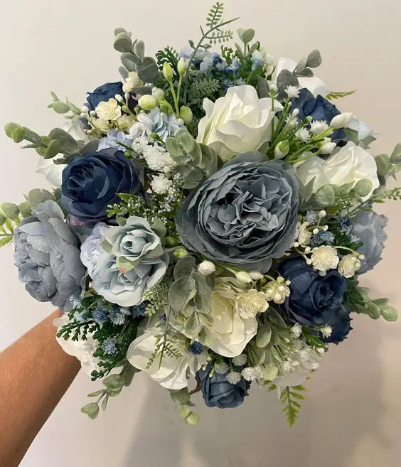 Autumn Wedding Flowers 21 Ideas: A Blue-Tinted Dream