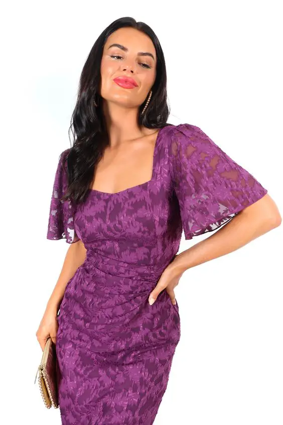 Embracing Elegance: Autumn Wedding Guest Dresses in Purple 22 Ideas