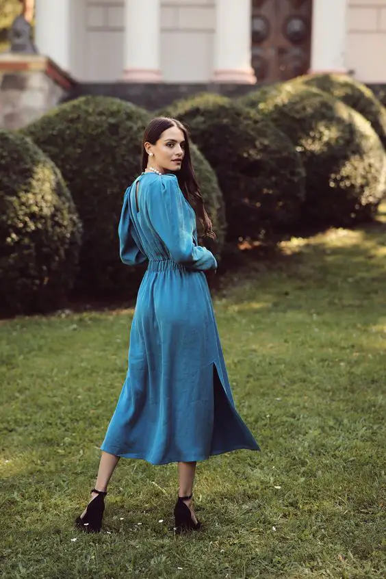 Autumn Wedding Guest Dress 22 Ideas: Blue Elegance