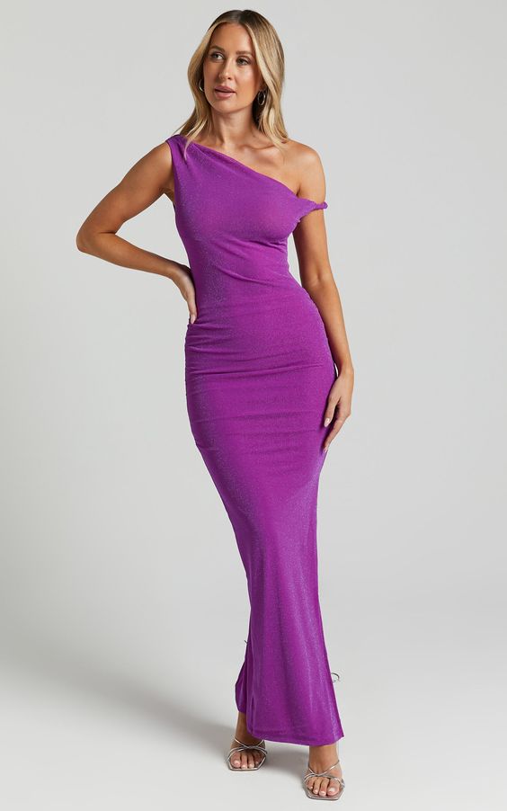 Embracing Elegance: Autumn Wedding Guest Dresses in Purple 22 Ideas