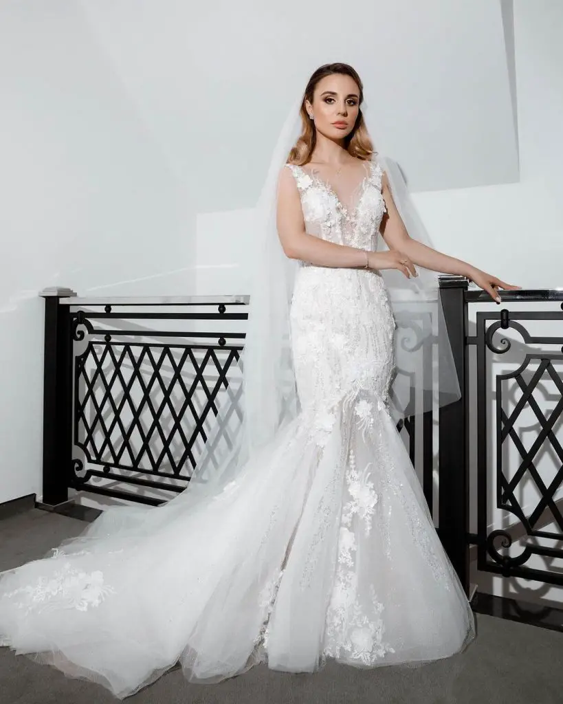 Top Wedding Dresses for Fall 2024 25 Ideas: Trends, Styles, and Inspiration