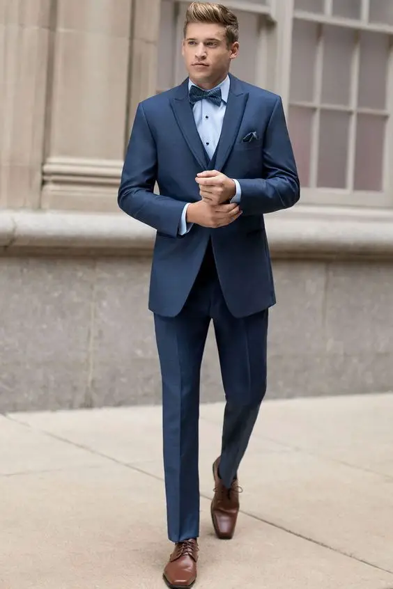 The Ultimate Guide to Men's Fall Wedding Guest Outfits 22 Ideas