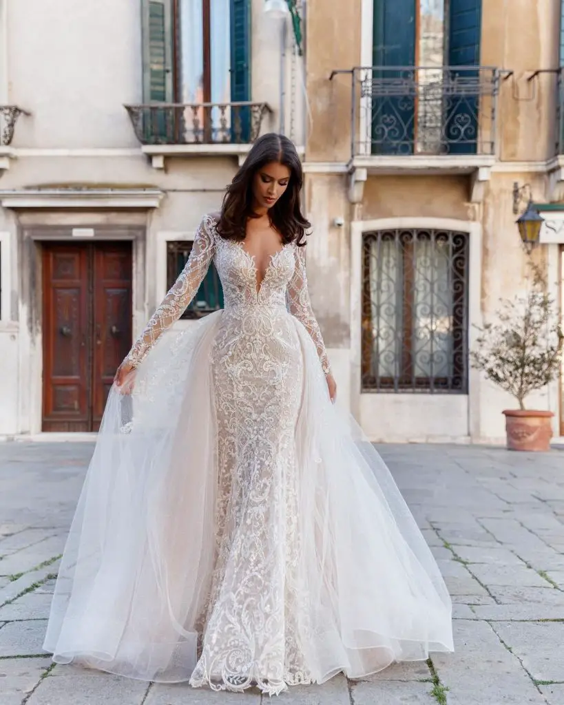 Top Wedding Dresses for Fall 2024 25 Ideas: Trends, Styles, and Inspiration