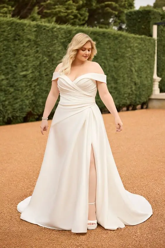 Autumn Wedding Dress Plus Size 25 Ideas: Stunning Styles for the Season