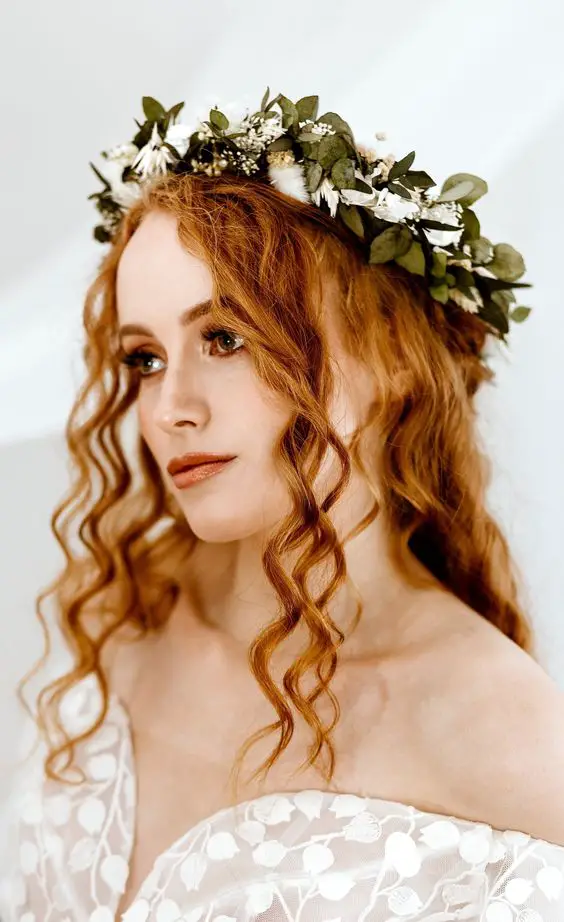 Autumn Wedding Hair Wreath 24 Ideas: The Perfect Accessory for a Fall Bride