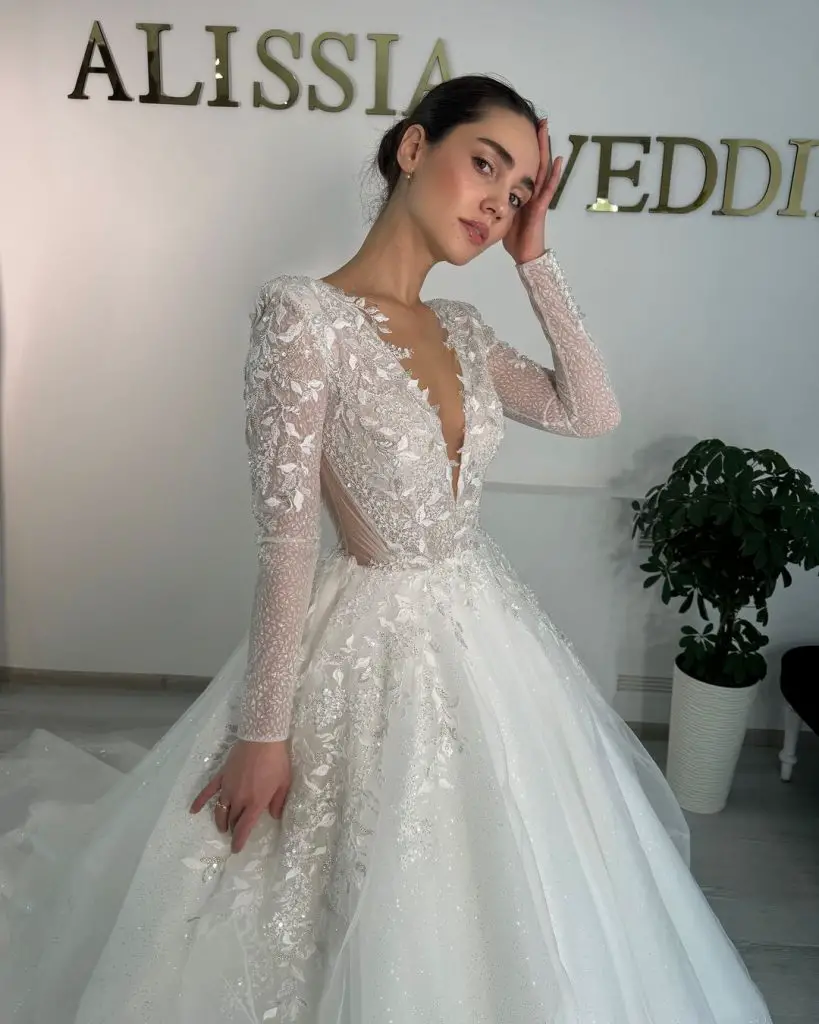 Top Wedding Dresses for Fall 2024 25 Ideas: Trends, Styles, and Inspiration