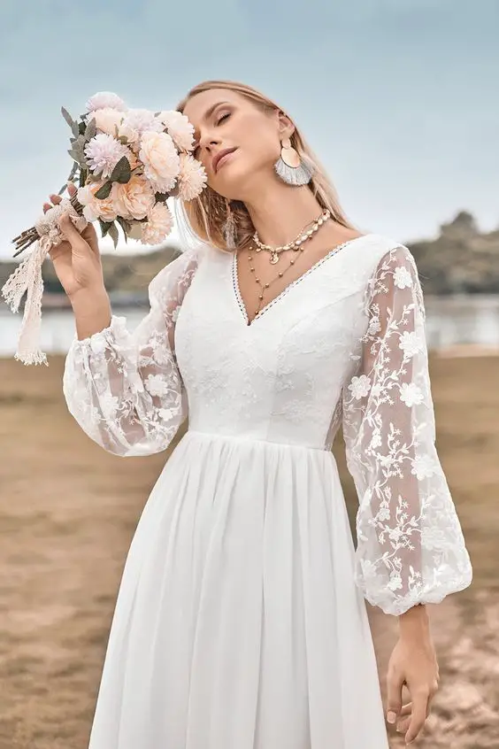 Elegant Simplicity: Autumn Wedding Dresses for a Timeless Look 25 Ideas