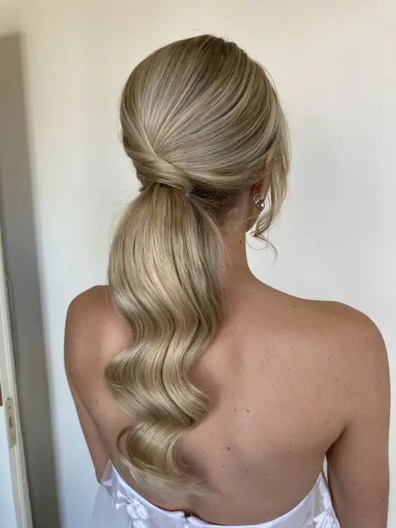 Wedding Hairstyles for September 2024 23 Ideas: Stunning Styles to Shine on Your Big Day