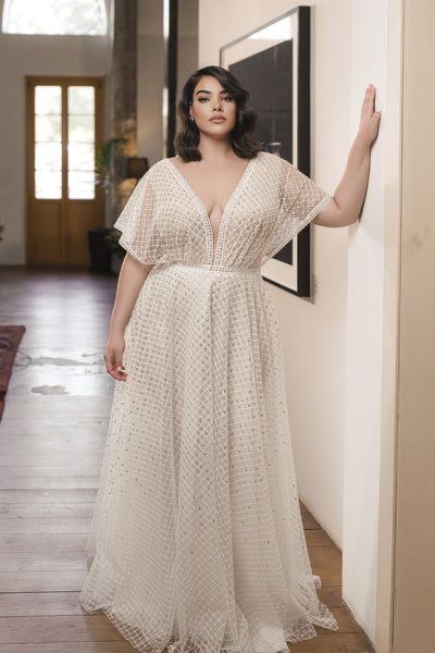 Autumn Wedding Dress Plus Size 25 Ideas: Stunning Styles for the Season