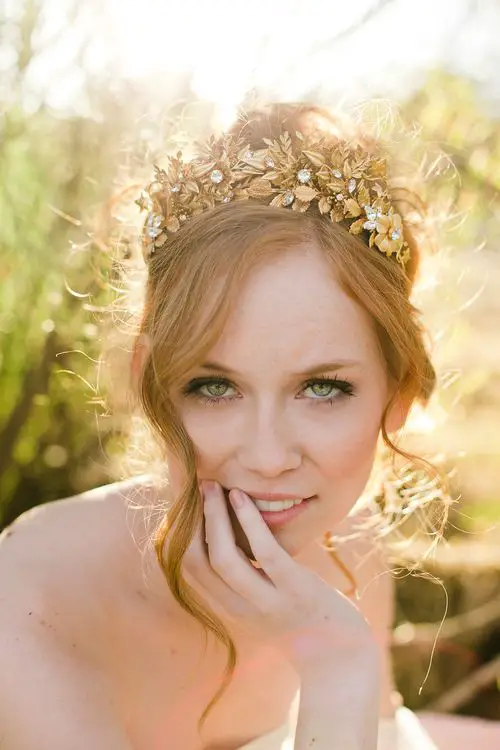 Autumn Wedding Hair Wreath 24 Ideas: The Perfect Accessory for a Fall Bride