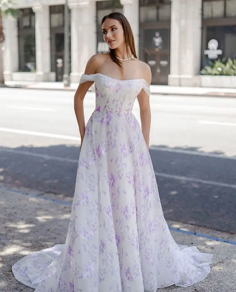 Autumn Wedding Dress Colors 21 Ideas: Embracing the Season's Palette