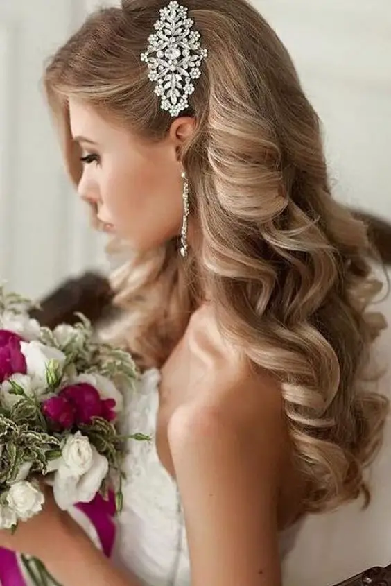 Wedding Autumn Hairstyles 25 Ideas: A Detailed Guide for the 2024 Bride and Her Bridesmaids