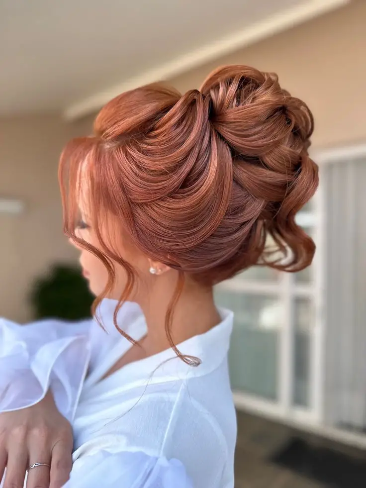 Stunning Wedding Hair 24 Ideas for October 2024: Elegant Styles for Every Bride