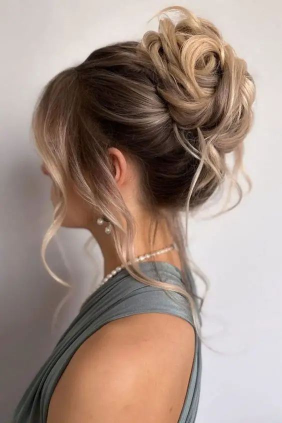 Wedding Hairstyles for September 2024 23 Ideas: Stunning Styles to Shine on Your Big Day