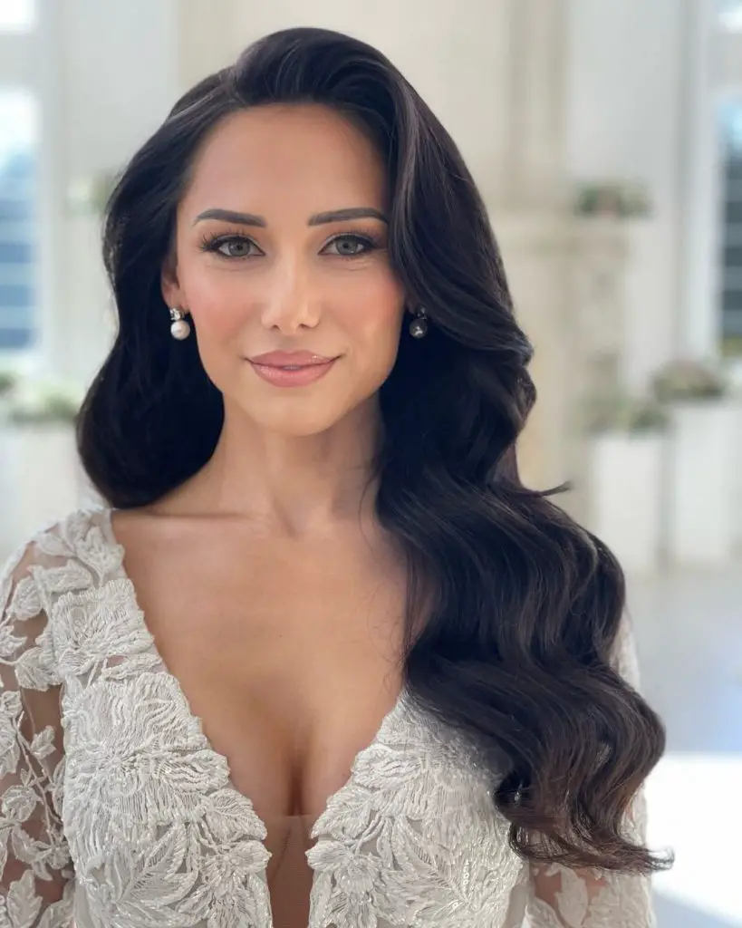 September Wedding Hairstyles 23 Ideas: Elegant and Timeless Looks for Your Special Day