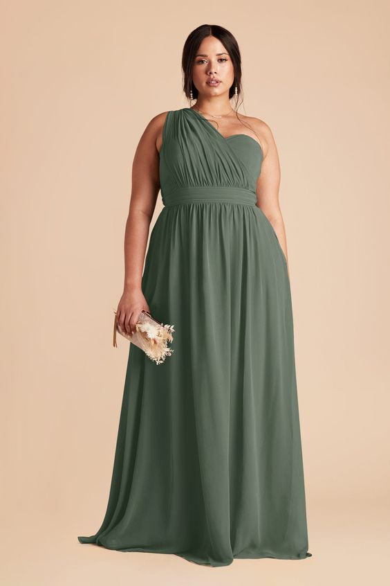 Stunning Fall Wedding Guest Dresses in Plus Size for Every Occasion 23 Ideas