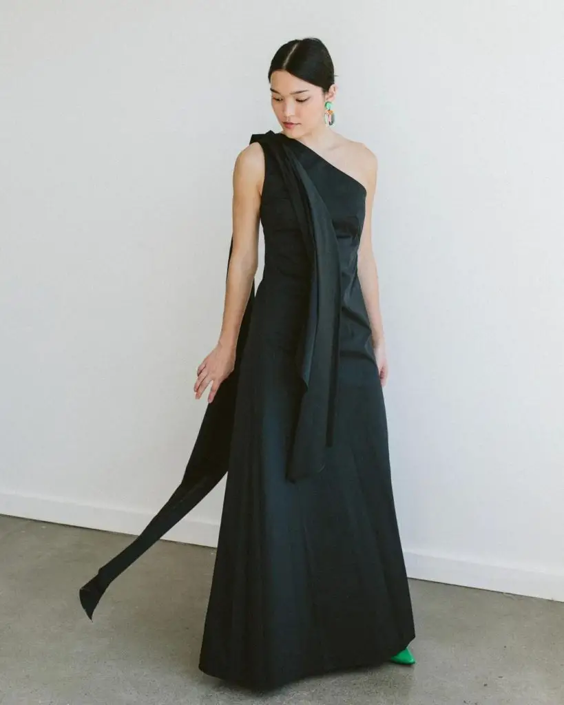 Elegant September Wedding Guest Dresses in Black for Every Occasion 26 Ideas