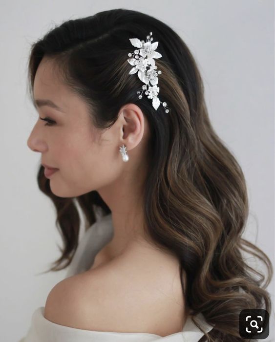 Stunning Wedding Hair 24 Ideas for October 2024: Elegant Styles for Every Bride