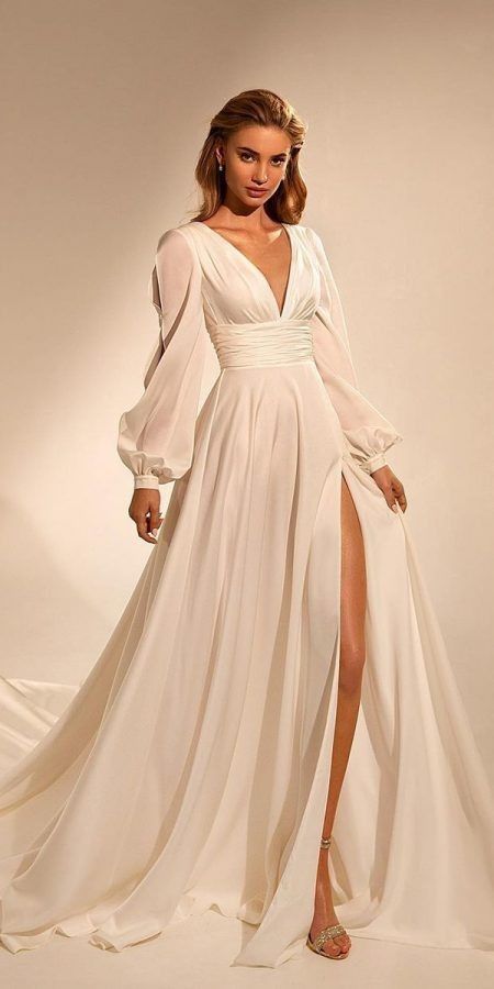 Autumn Wedding Dresses 2024 25 Ideas: A Detailed Style Guide for the Modern Bride