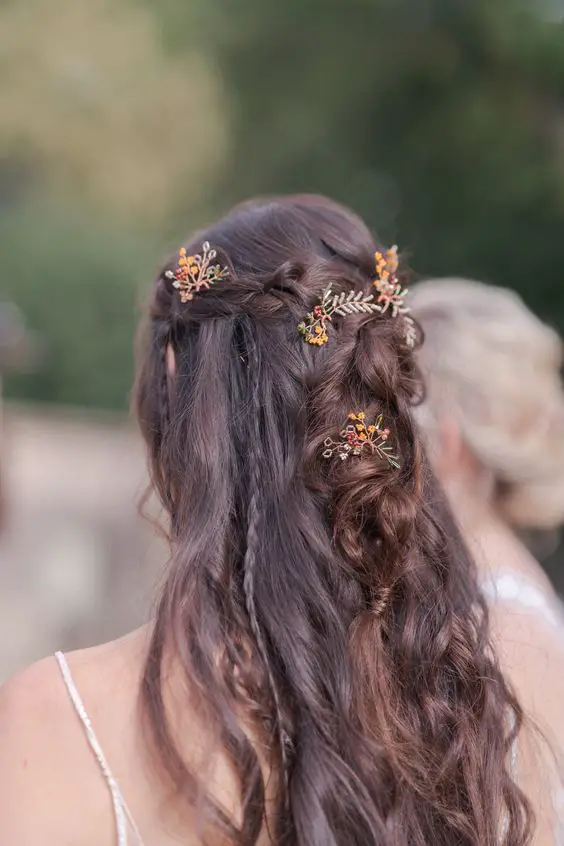 Wedding Autumn Hairstyles 25 Ideas: A Detailed Guide for the 2024 Bride and Her Bridesmaids