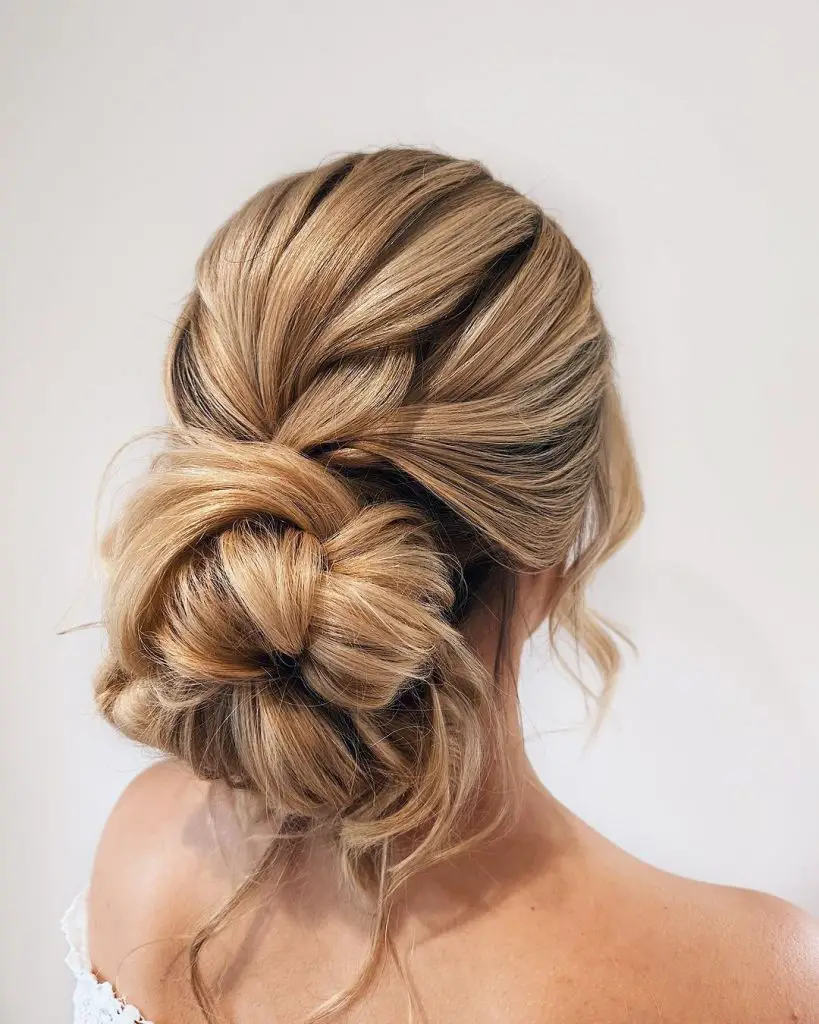 Autumn Wedding Hairstyles 21 Ideas: The Ultimate Guide to Stunning Bridal Looks