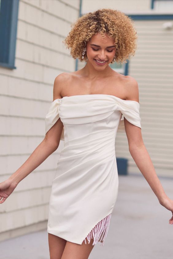 Stunning Autumn Wedding Dress Short 21 Ideas for Your Perfect Day