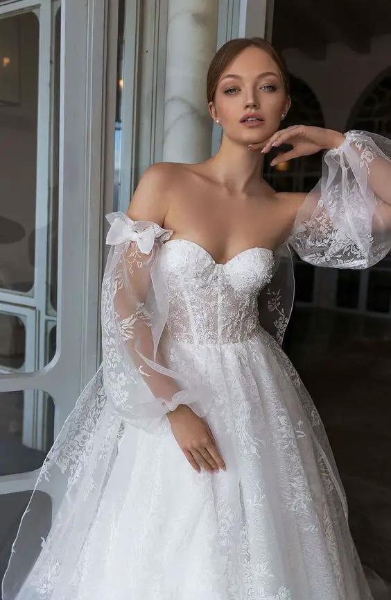 Autumn Wedding Dresses 2024 25 Ideas: A Detailed Style Guide for the Modern Bride