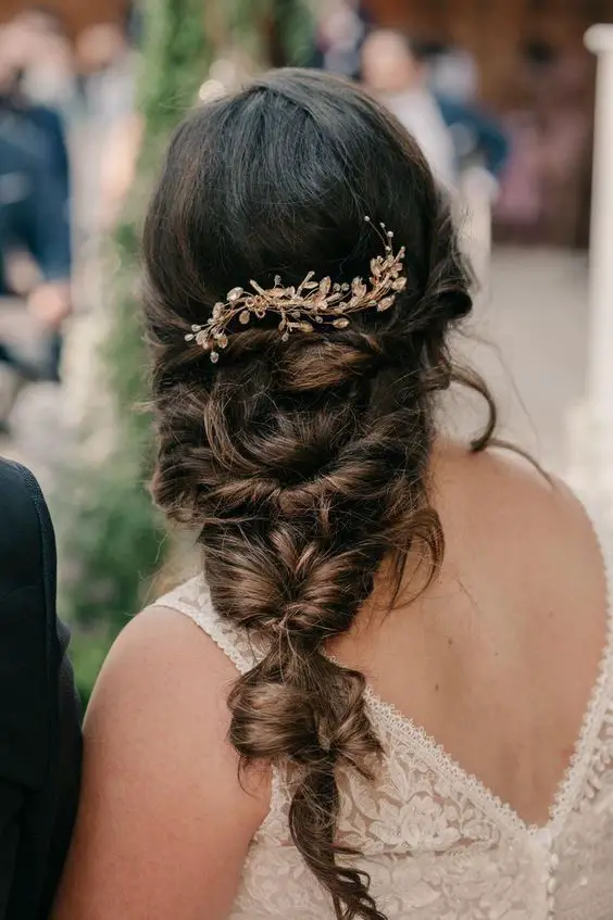 Wedding Autumn Hairstyles 25 Ideas: A Detailed Guide for the 2024 Bride and Her Bridesmaids