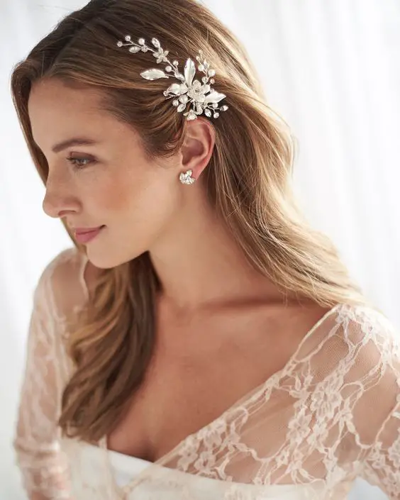 Stunning Wedding Hair 24 Ideas for October 2024: Elegant Styles for Every Bride